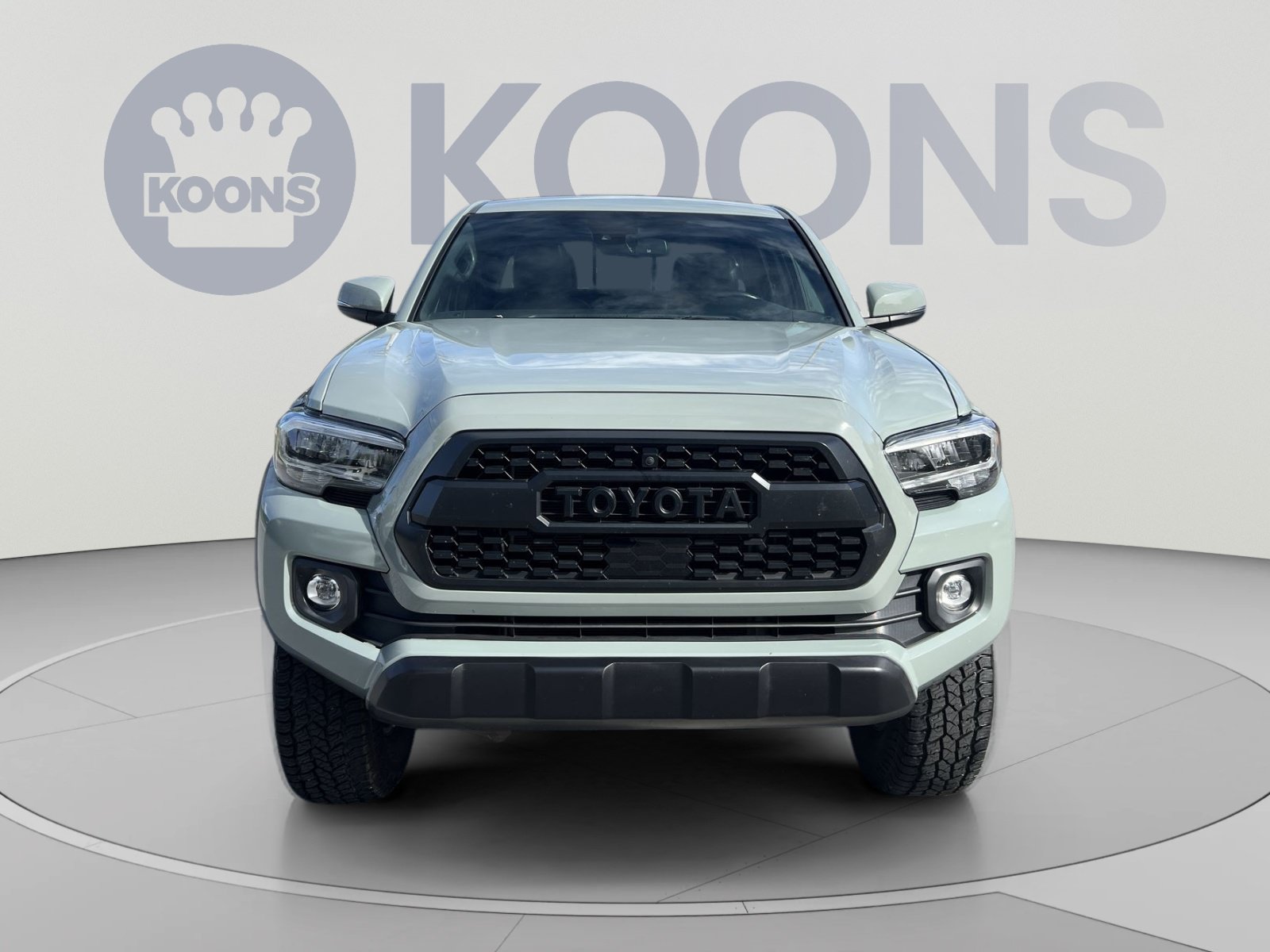 Used 2022 Toyota Tacoma TRD Off-Road w/ Technology Package AWD/4WD image 11