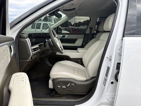 Used 2025 Hyundai Santa Fe Calligraphy AWD/4WD image 14