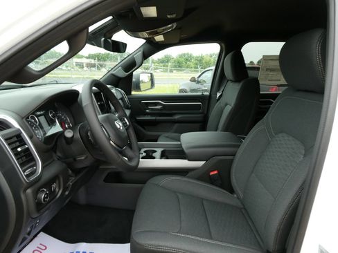 New 2026 RAM 1500 Big Horn AWD/4WD image 15