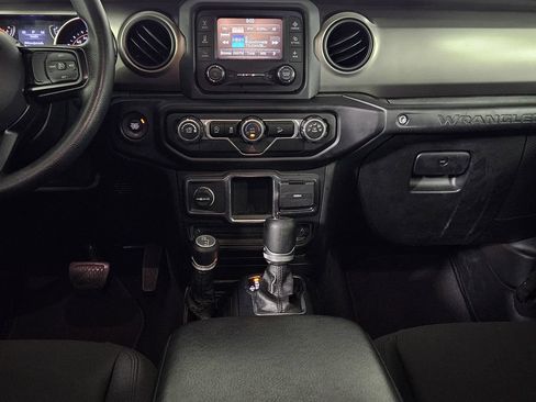 Used 2020 Jeep Wrangler Unlimited Sport AWD/4WD image 9