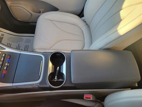 Used 2016 Lincoln MKX Reserve w/ Driver Assistance Package image 38