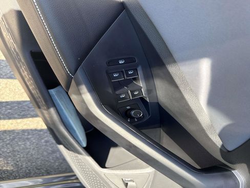 New 2025 Volkswagen Jetta SE image 13