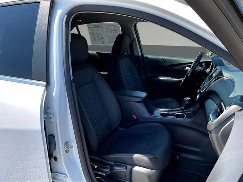 Used 2021 Chevrolet Equinox LT FWD image 30