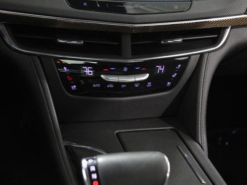 Used 2018 Cadillac CT6 Luxury image 15