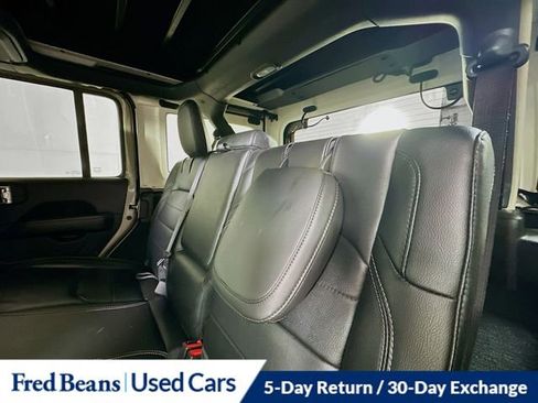 Used 2022 Jeep Wrangler Unlimited Sahara w/ Cold Weather Group image 26