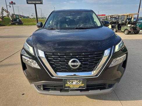 Used 2022 Nissan Rogue SV AWD/4WD image 12