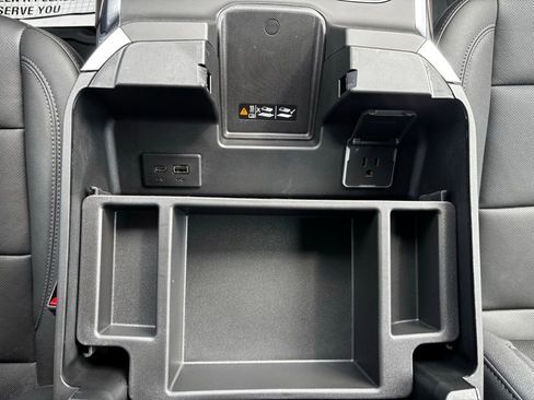 Used 2025 GMC Sierra 1500 SLT w/ SLT Premium Plus Package image 24