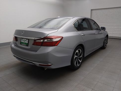 Used 2017 Honda Accord EX-L image 9
