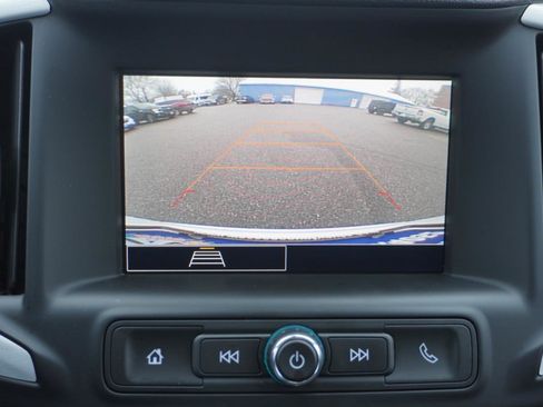 Used 2022 GMC Terrain SLE AWD/4WD image 16