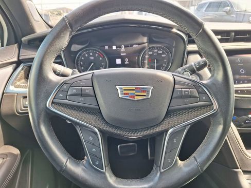 Used 2023 Cadillac XT5 Sportv w/ Technology Package image 16