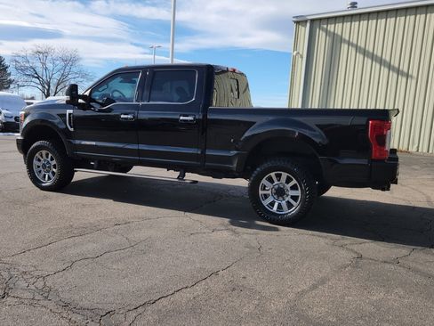 Used 2019 Ford F250 Limited image 6