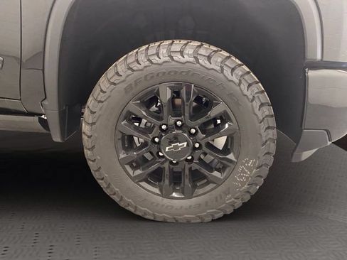 New 2026 Chevrolet Silverado 2500 High Country w/ Midnight Edition AWD/4WD image 15