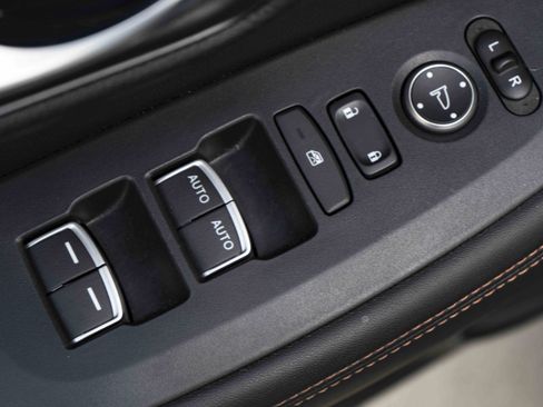 Used 2023 Honda HR-V Sport image 38