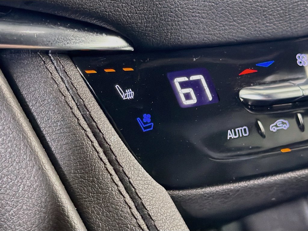Used 2022 Cadillac XT5 Premium Luxury AWD/4WD image 22