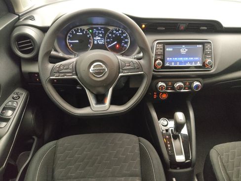 Used 2021 Nissan Kicks S FWD image 22