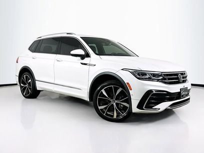 Used 2022 Volkswagen Tiguan SEL R-Line
