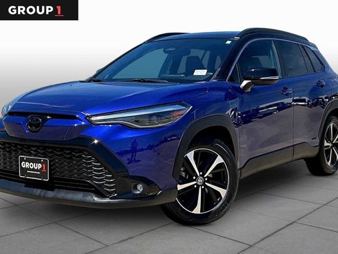 Used 2024 Toyota Corolla Cross XSE w/ Convenience Package image 1