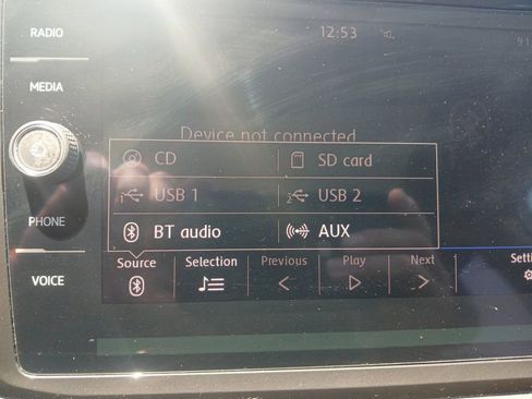 Used 2019 Volkswagen Tiguan SE w/ Panoramic Sunroof Package FWD image 17