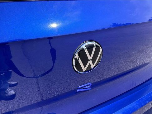 Used 2023 Volkswagen Golf 20th Anniversary Edition AWD/4WD image 30