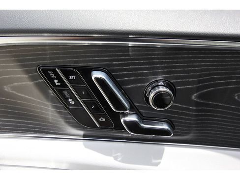 New 2026 Cadillac Lyriq Sport AWD/4WD image 22
