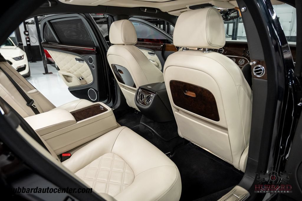 Used 2016 Bentley Mulsanne RWD image 30