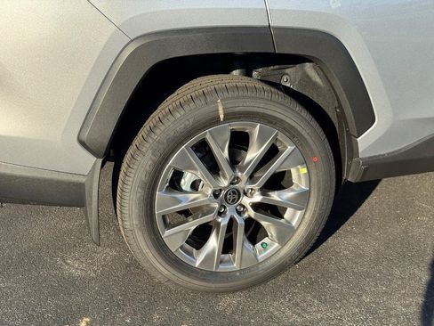 New 2025 Toyota RAV4 XLE Premium image 4