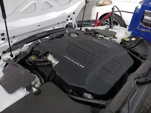 Used 2016 Jaguar F-TYPE R AWD/4WD image 11