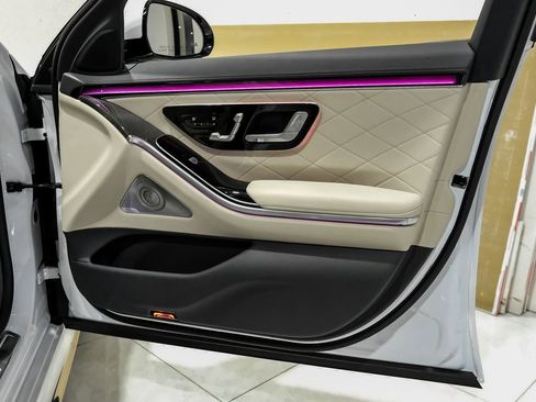 Used 2025 Mercedes-Benz S 580 4MATIC Sedan image 45