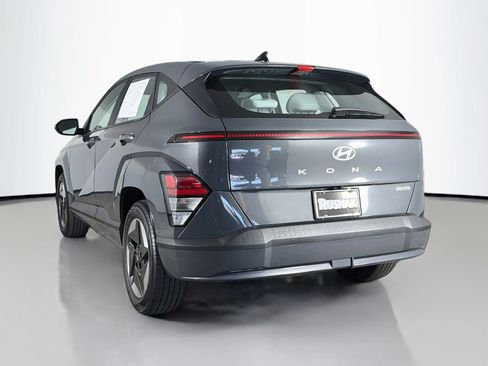Used 2024 Hyundai Kona SE FWD image 5