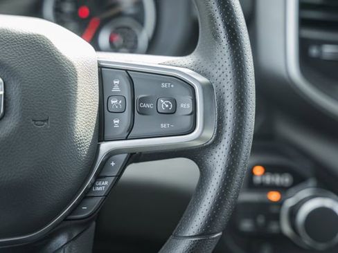 New 2026 RAM 1500 Express AWD/4WD image 39