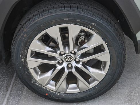 Certified 2021 Toyota RAV4 XLE Premium FWD image 10