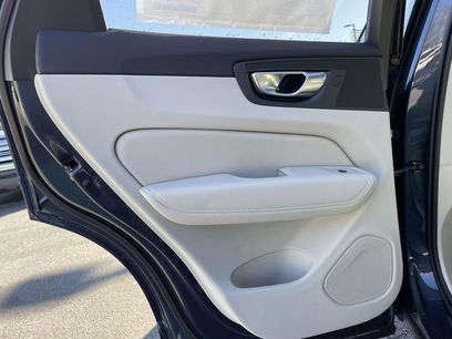 New 2026 Volvo XC60 B5 Ultra w/ Protection Package Premier