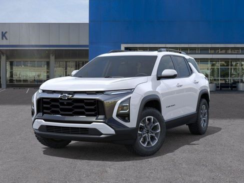 New 2026 Chevrolet Equinox ACTIV w/ Convenience Package III FWD image 6
