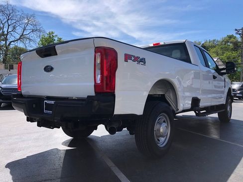 Used 2019 Ford F250 XL w/ Power Equipment Group AWD/4WD image 5