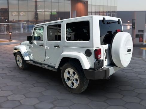 Used 2015 Jeep Wrangler Unlimited Sahara w/ Mopar Chrome Edition Group AWD/4WD image 8