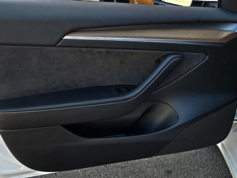 Used 2023 Tesla Model 3 Standard Range RWD image 11