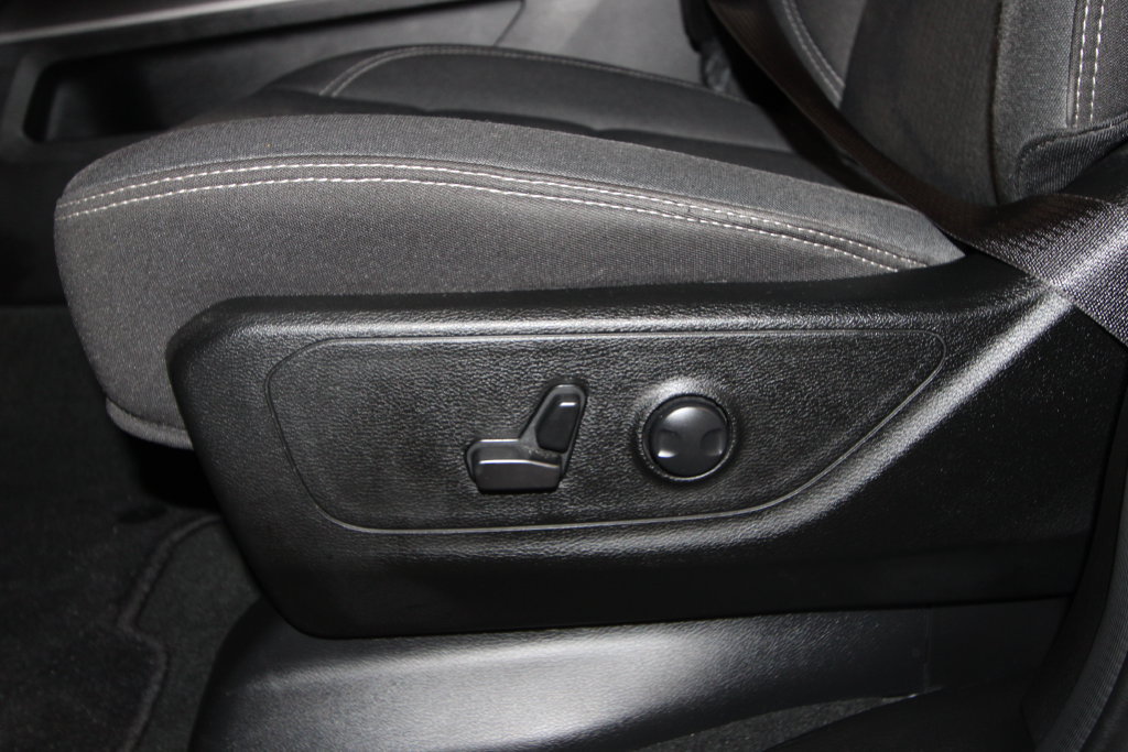 Used 2023 RAM 1500 Big Horn AWD/4WD image 5