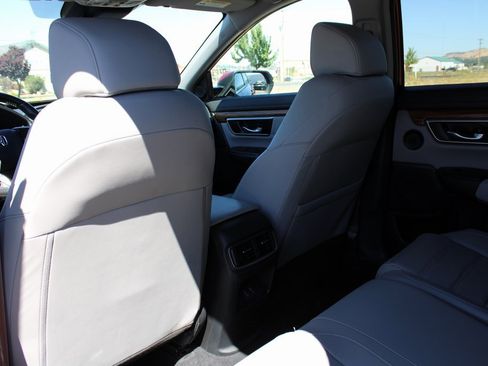 Used 2022 Honda CR-V Touring image 14