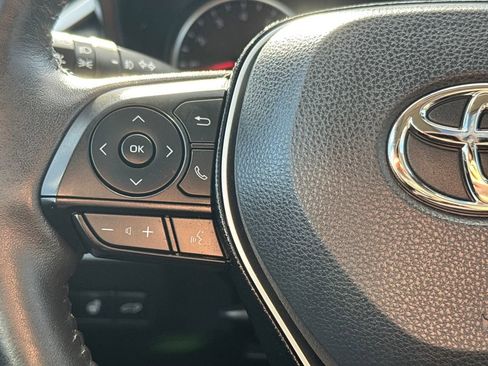 Used 2021 Toyota RAV4 XLE image 20