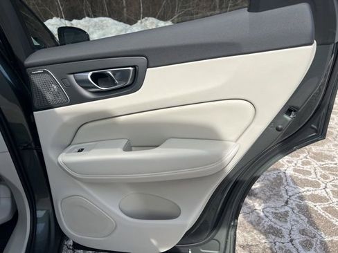 New 2026 Volvo XC60 B5 Ultra w/ Climate Package image 16