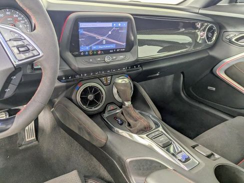 Used 2019 Chevrolet Camaro ZL1 image 20