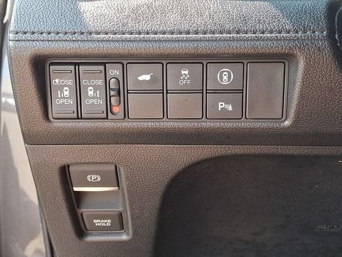 Used 2023 Honda Odyssey Touring image 27