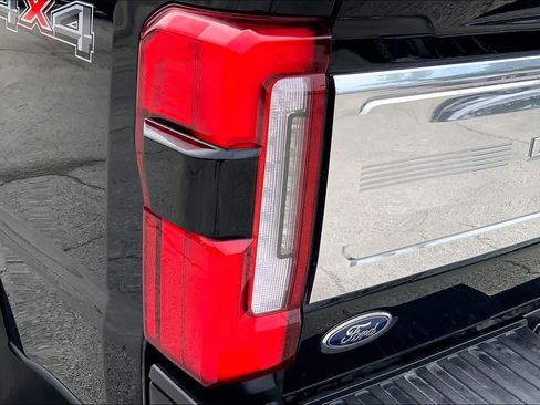 Used 2024 Ford F250 Limited AWD/4WD image 25