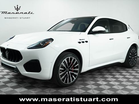 New 2025 Maserati Grecale Modena AWD/4WD image 3