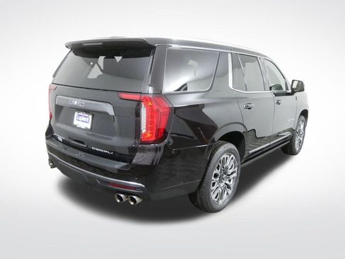 Used 2023 GMC Yukon Denali Ultimate AWD/4WD image 4
