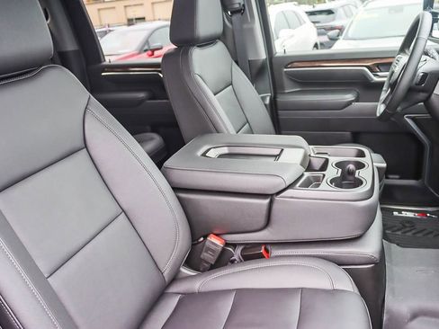 New 2025 Chevrolet Silverado 3500 LT w/ All Star Edition image 15