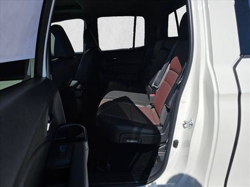 New 2026 Honda Ridgeline Black Edition image 12
