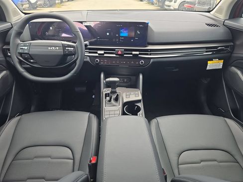 New 2026 Kia Sportage SX FWD image 13