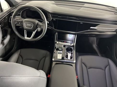Used 2025 Audi Q7 3.0T Premium Plus w/ Premium Plus Package image 13
