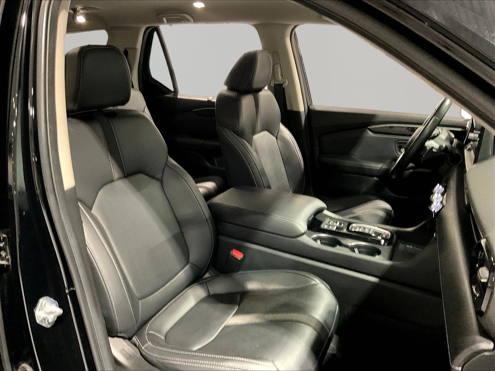 Used 2025 Honda Pilot EX-L image 28